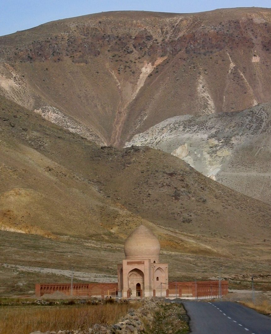 Çaldıran savaş alanı, 2004