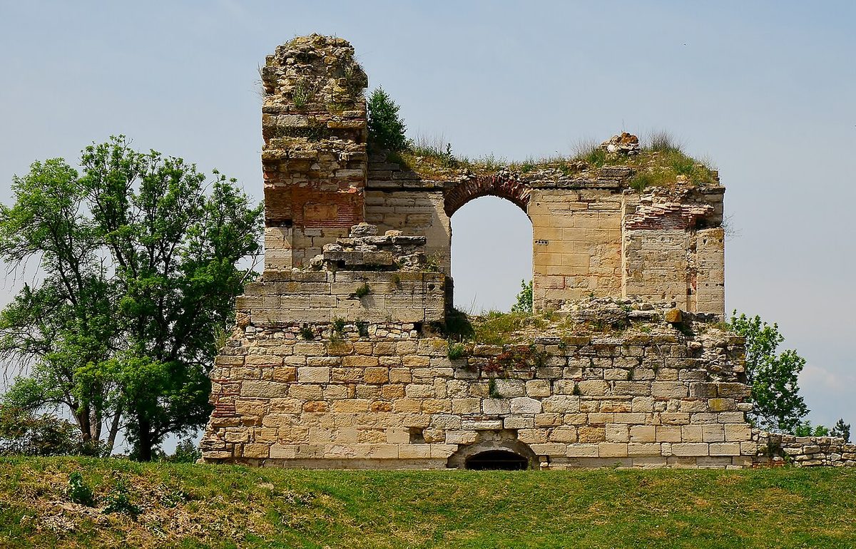 Edirne Sarayı'nın Cihannüma Kasrı kalıntıları