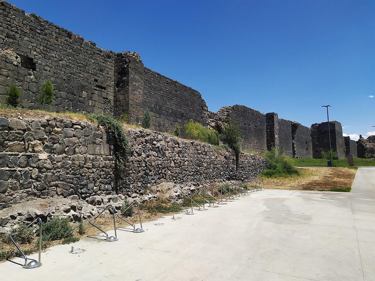 Diyarbakır surları