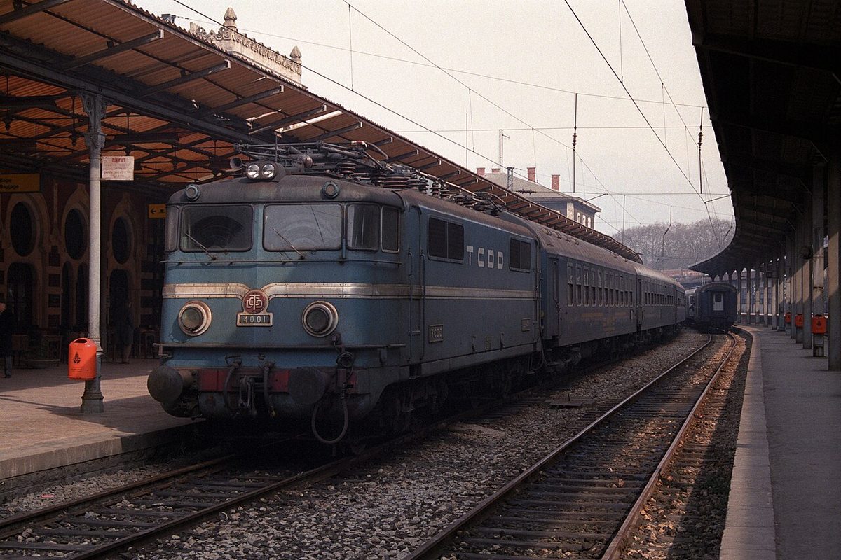 1988'de Sirkeci Garı'nda bir İstanbul Ekspresi