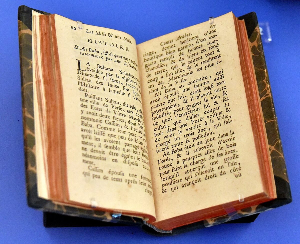 Galland'ın Les Mille et une Nuits çevirisinin 1730 tarihli Paris baskısı