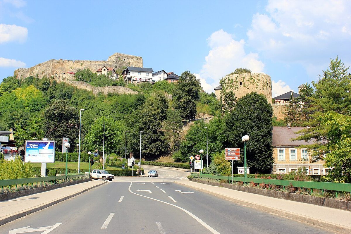 Jajce Kalesi ve Pliva Nehri