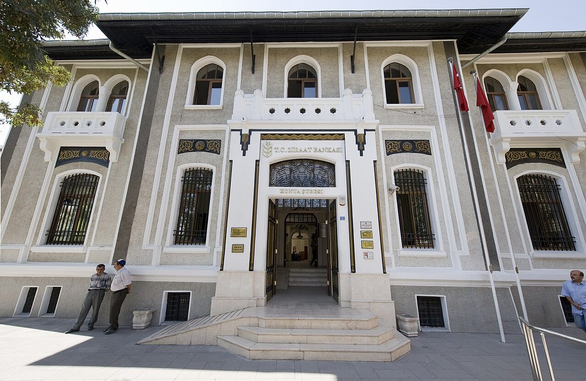 Konya'daki tarihî Ziraat Bankası binası