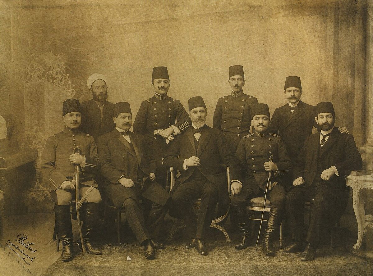 İttihat ve Terakki Cemiyeti merkez komitesi üyelerinin toplu fotoğrafı