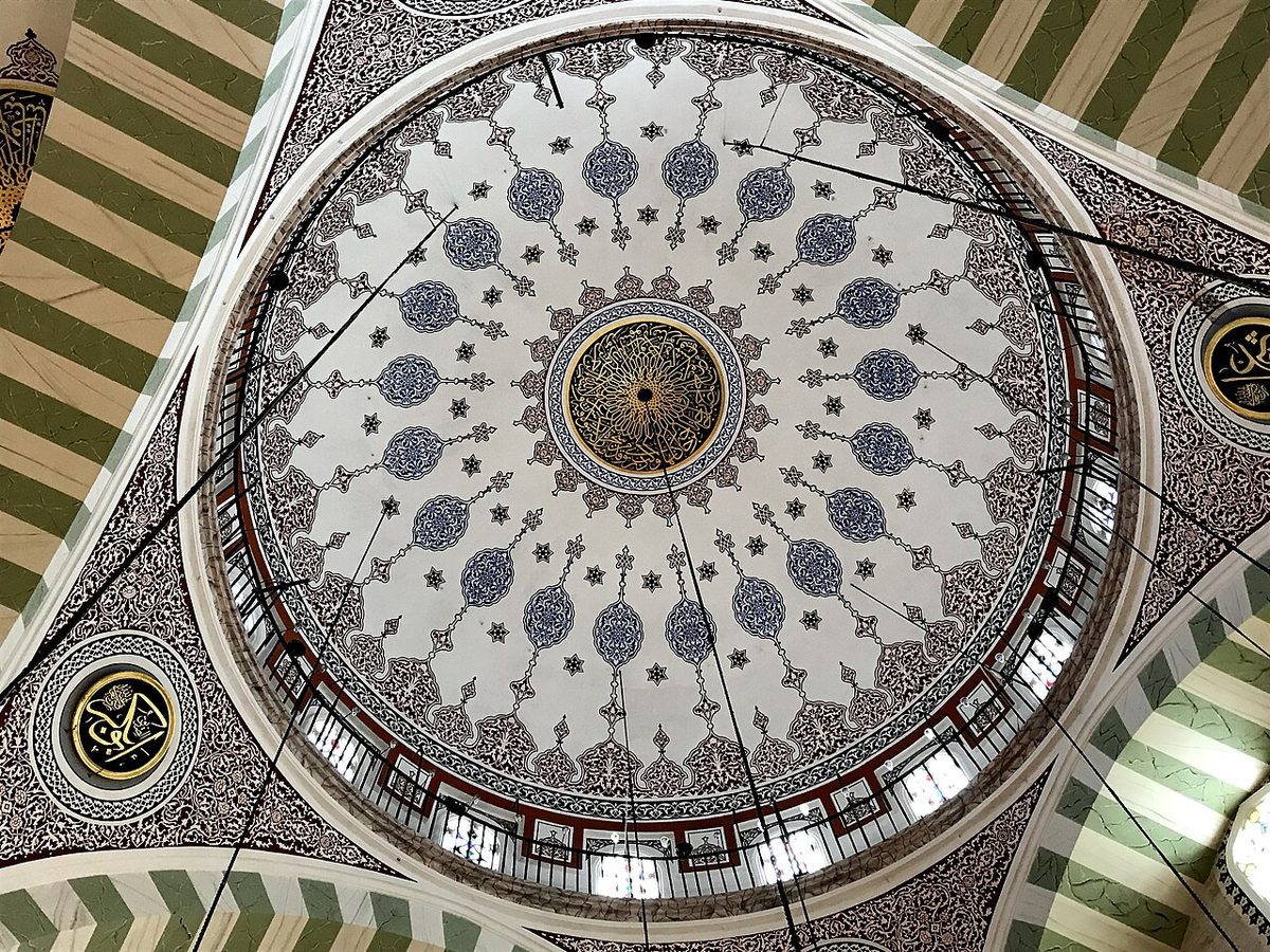 Üsküdar Mihrimah Sultan Camii'nin iç mekânı