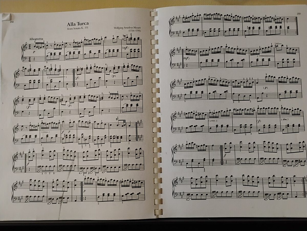 Mozart'ın Rondo alla Turca bölümünün nota sayfası