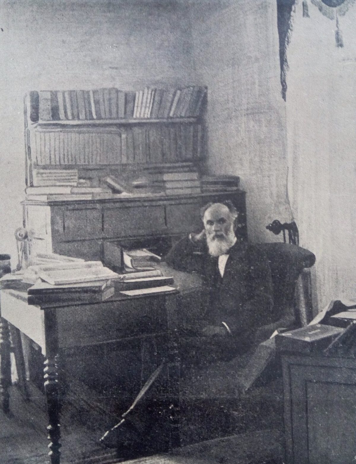 Şemseddin Sami'nin 1896 tarihli fotoğrafı