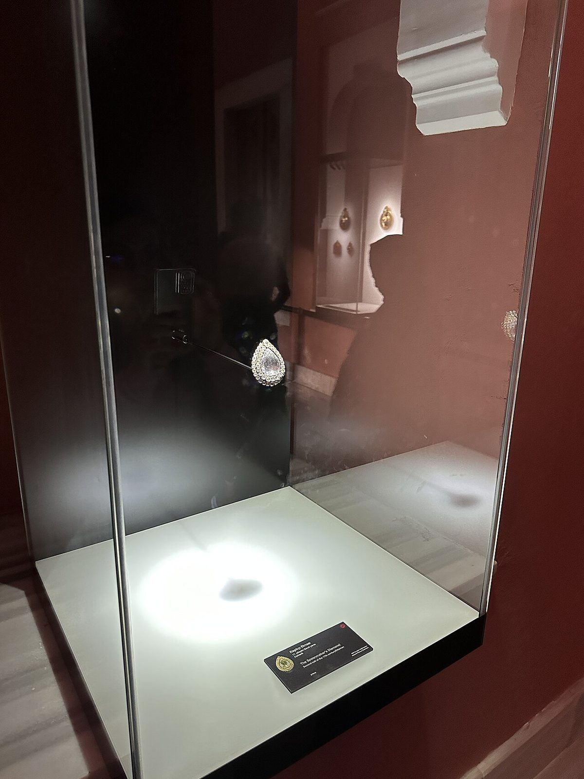 Kaşıkçı Elması'nın vitrinindeki görünüşü