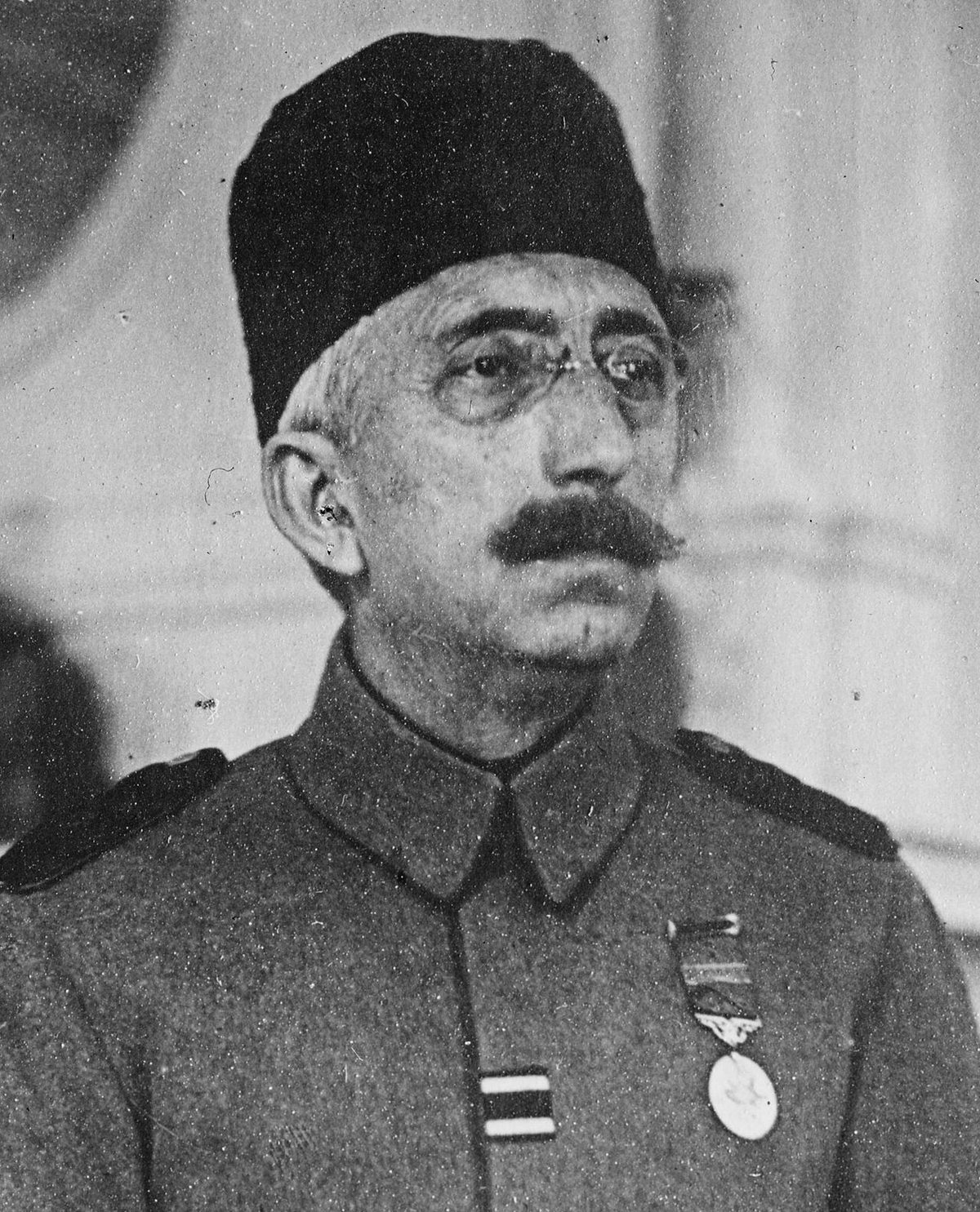 Son Osmanlı padişahı VI. Mehmed Vahdeddin'in portresi