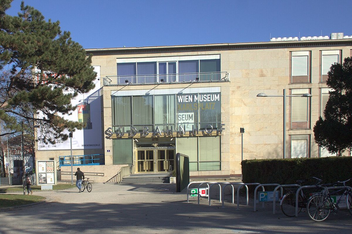 Viyana'da Karlsplatz'taki Wien Museum binası