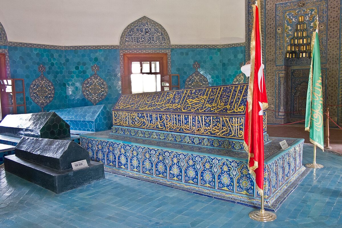 Bursa'da I. Mehmed'in gömülü olduğu Yeşil Türbe