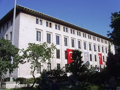 Ömer Güney (mimar)