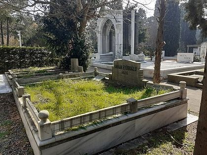 Orhan Eyüboğlu