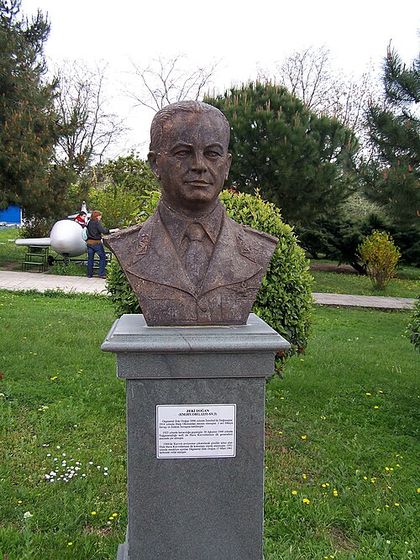Zeki Doğan